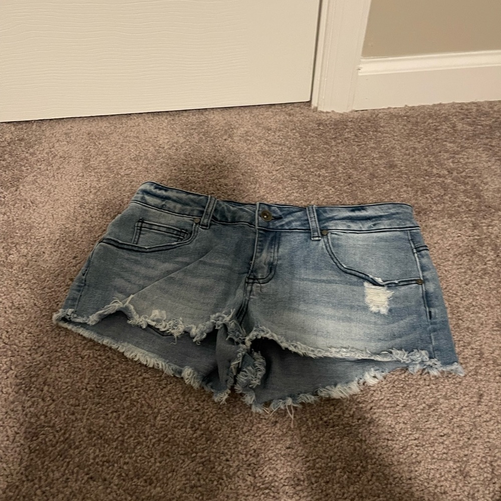 Empyre Jenna Jean Short.